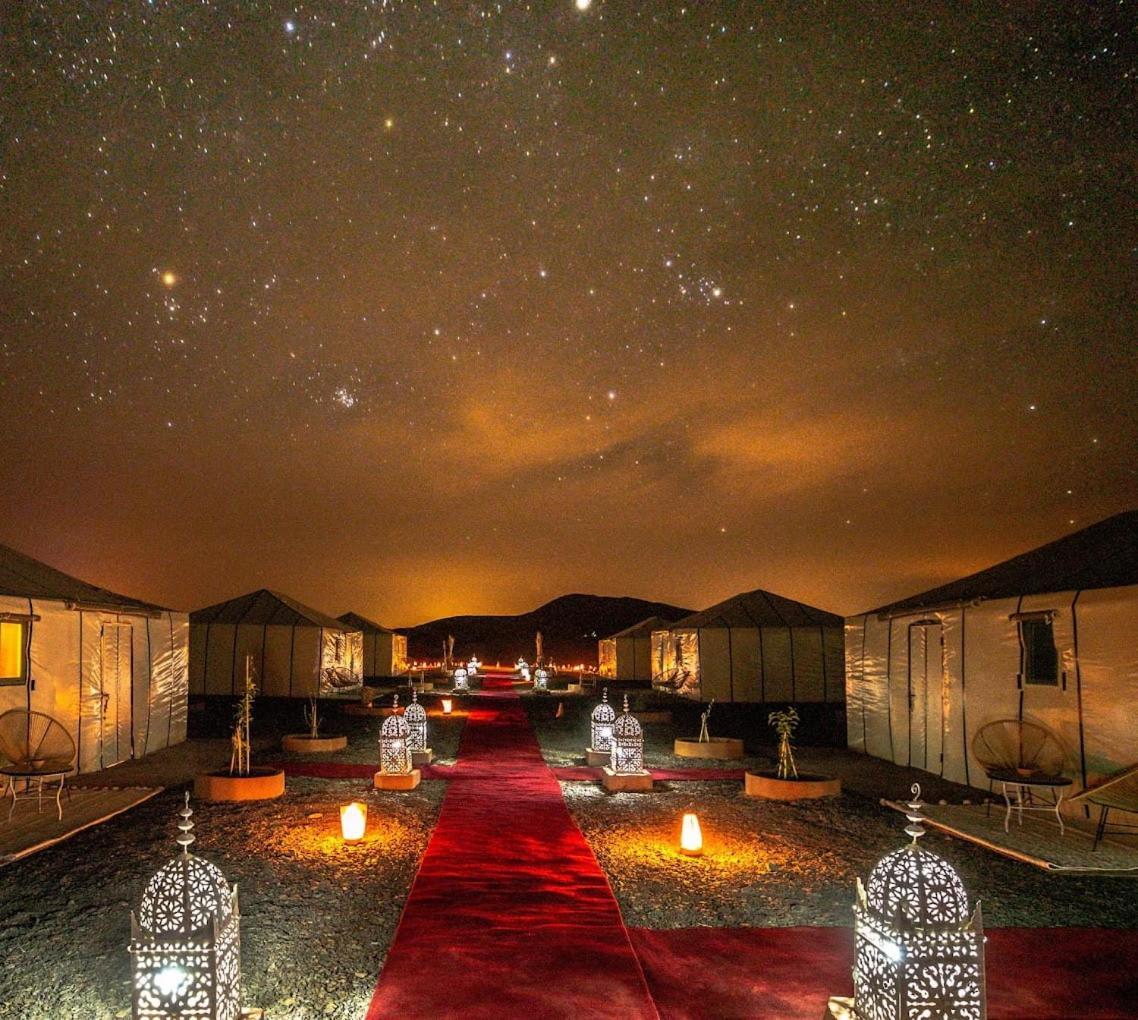 Luxury Traditional Camp Tente de luxe Merzouga